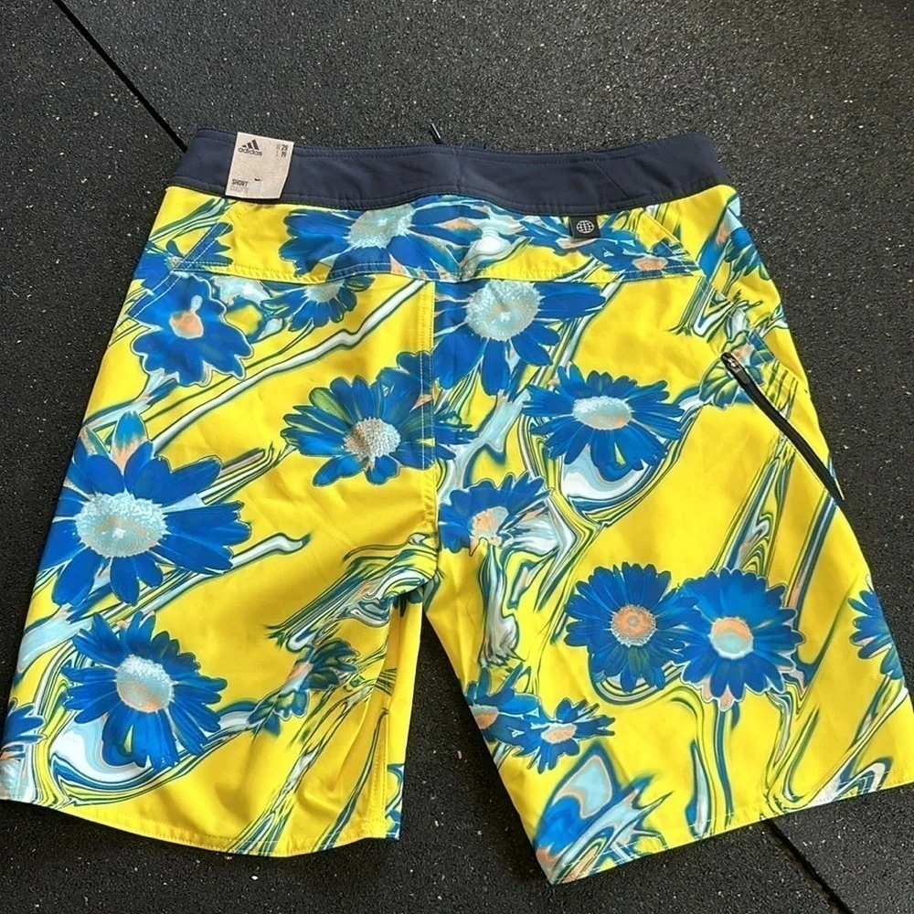Adidas Sea Tech board shorts NWT - Picture 3 of 5